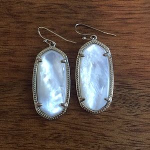 Kendra Scott Elle Earring in Ivory Pearl